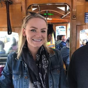 Meet your Posher, Claire